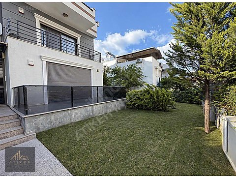 ATİKER'DEN 1+1 60 M2 HEM BAHÇELİ HEM DENİZLE İÇ İÇE DAİRE